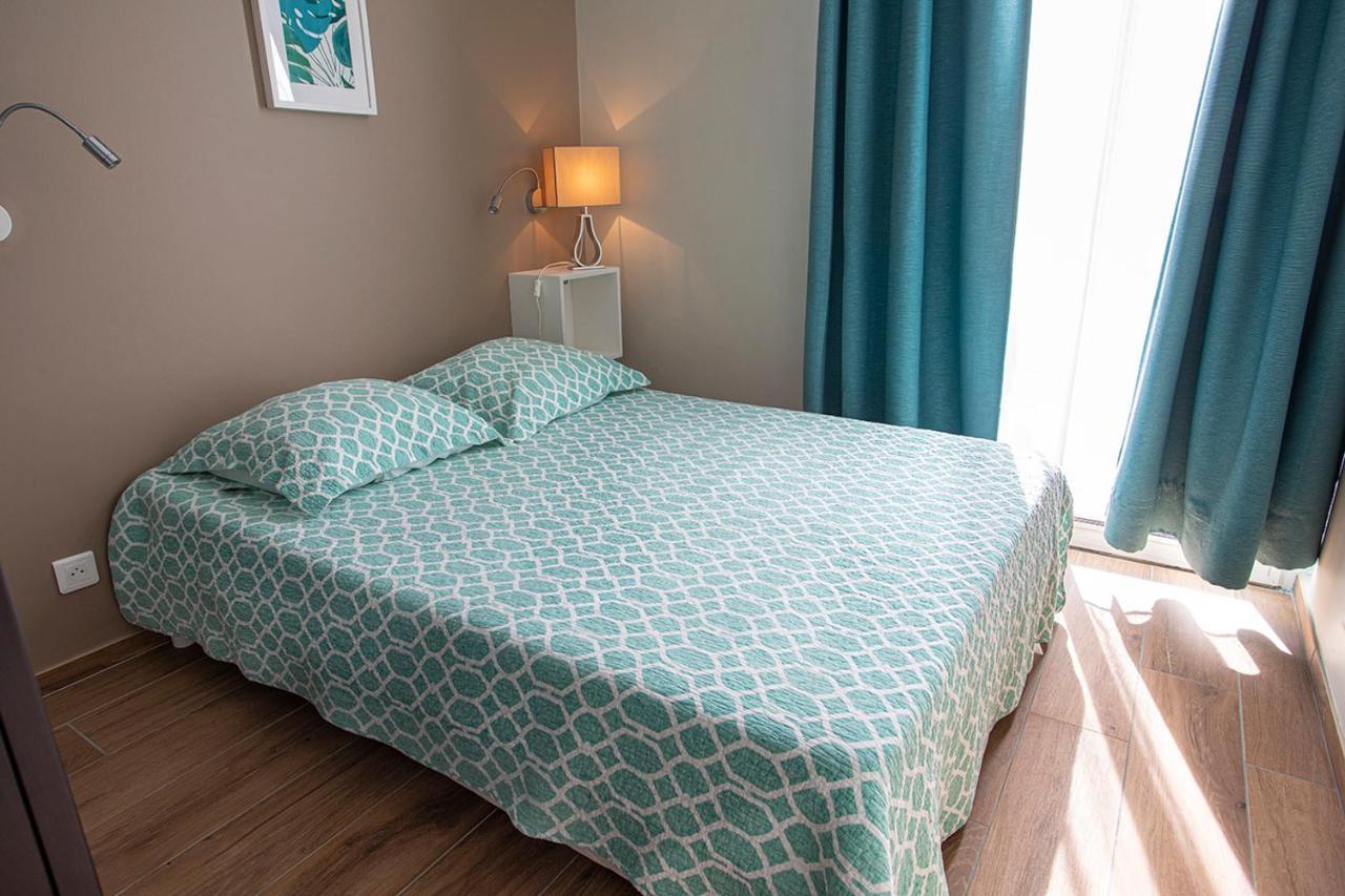 Residence La Menado Кавалере-сюр-Мер Екстериор снимка