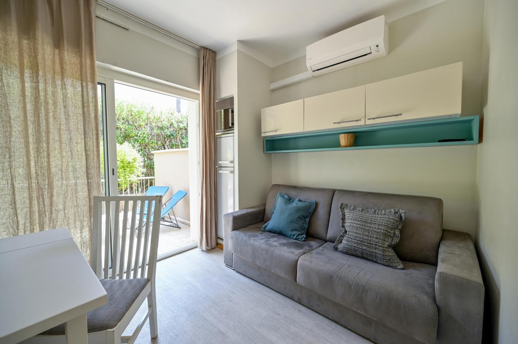Residence La Menado Кавалере-сюр-Мер Екстериор снимка