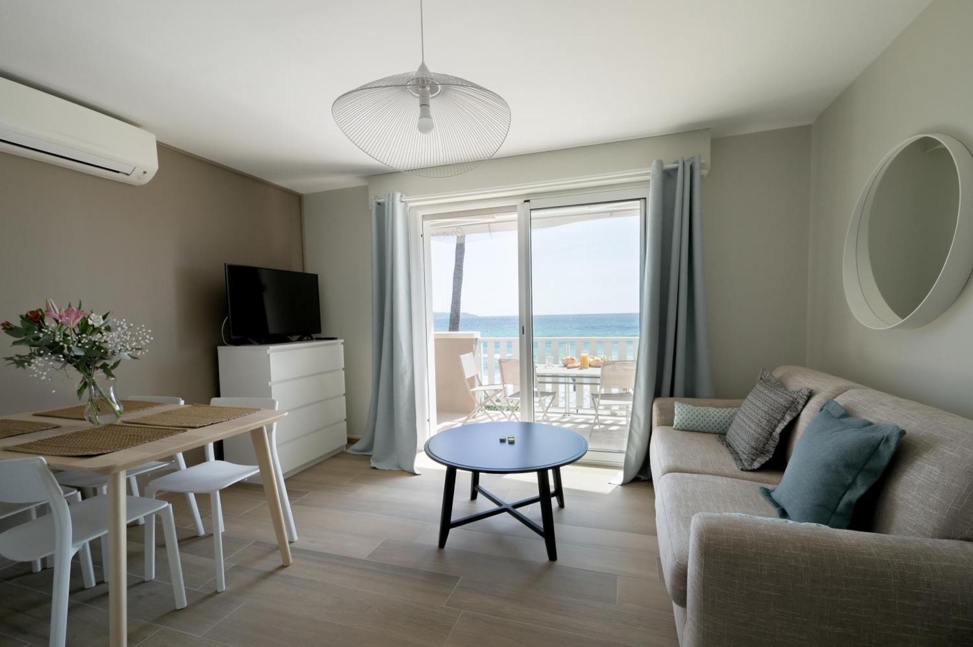Residence La Menado Кавалере-сюр-Мер Екстериор снимка