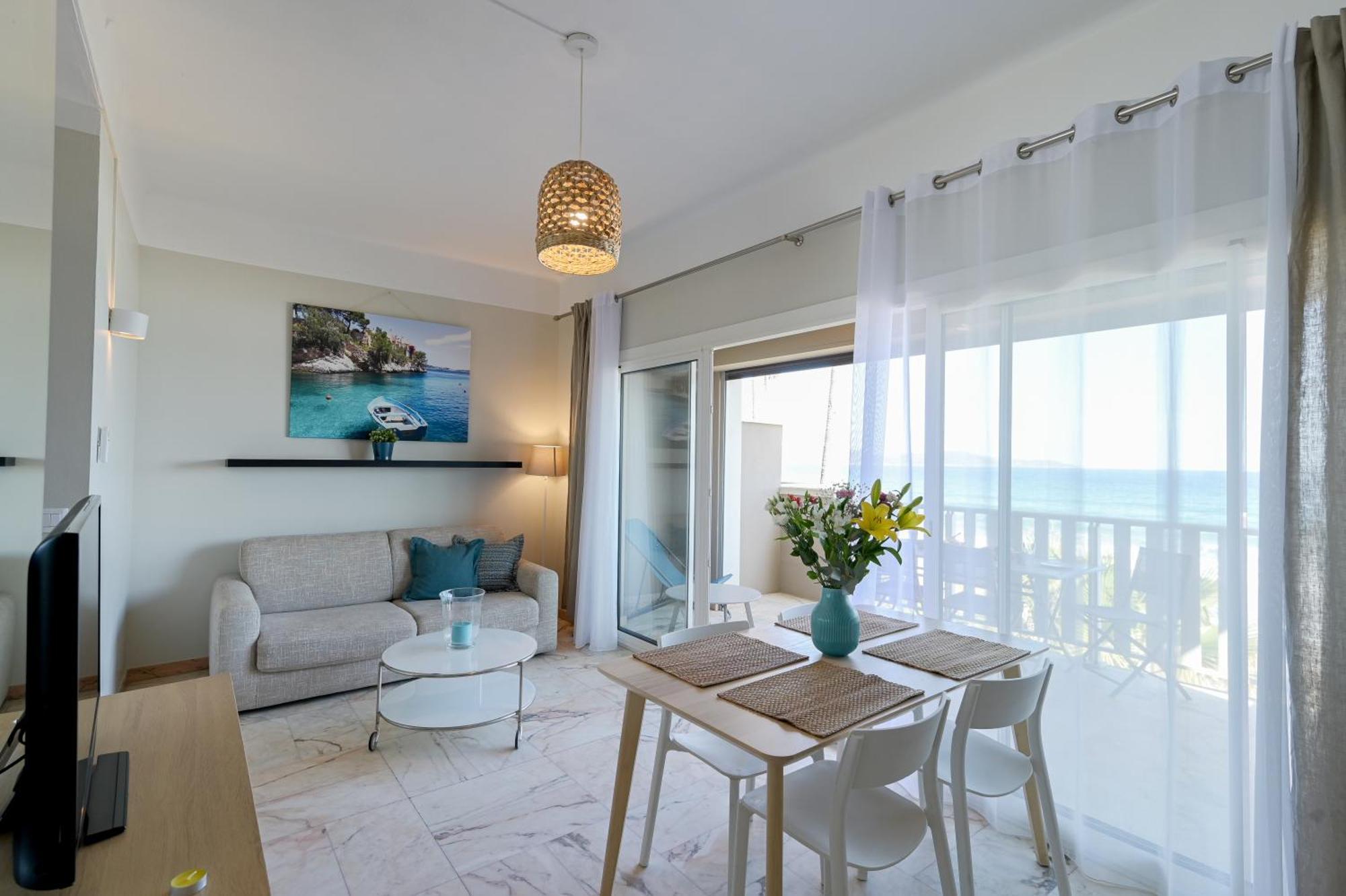 Residence La Menado Кавалере-сюр-Мер Екстериор снимка