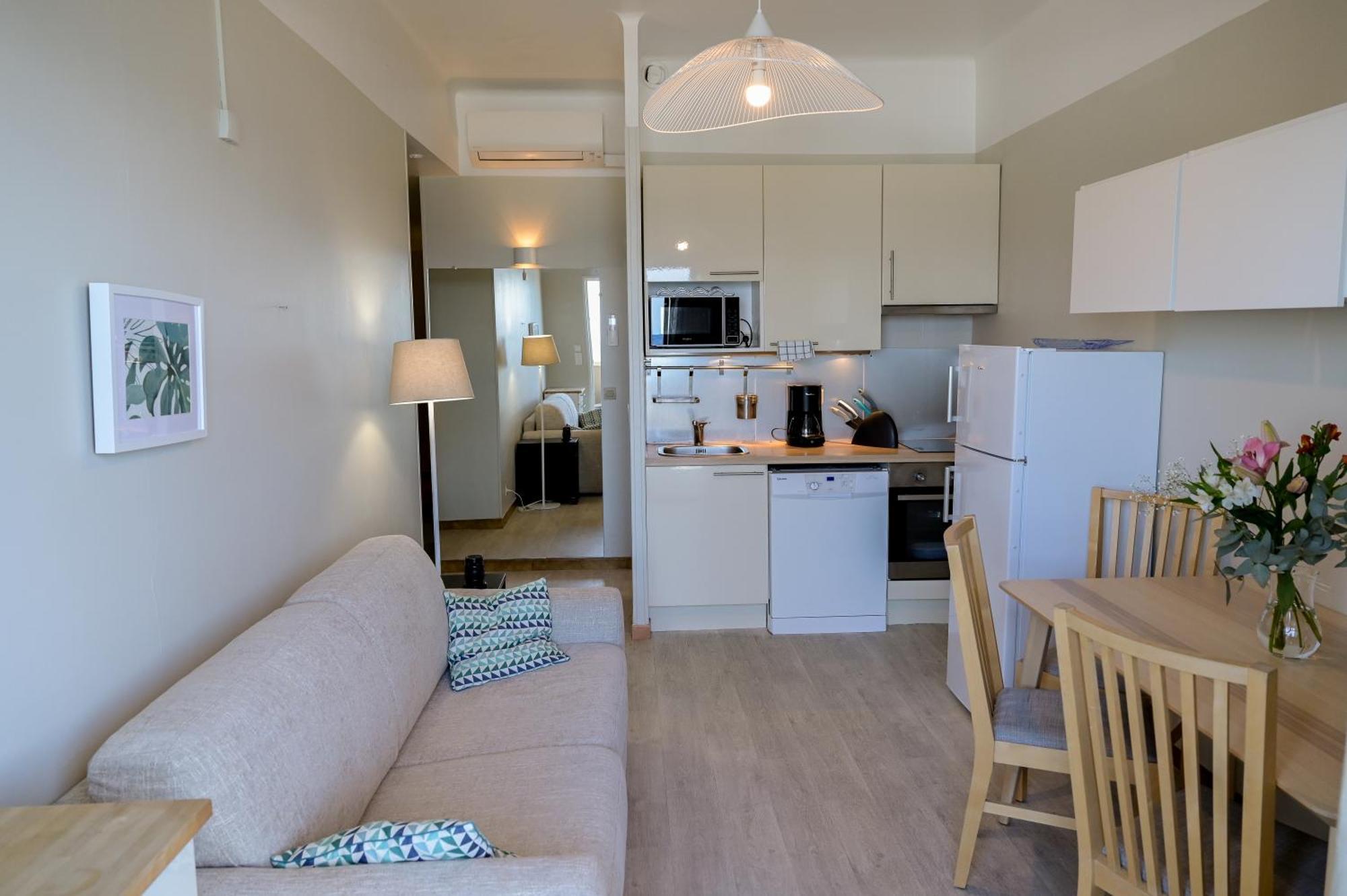 Residence La Menado Кавалере-сюр-Мер Екстериор снимка